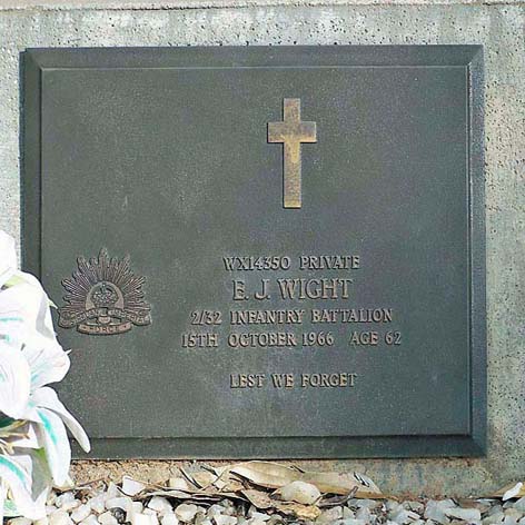 Grave Image 2