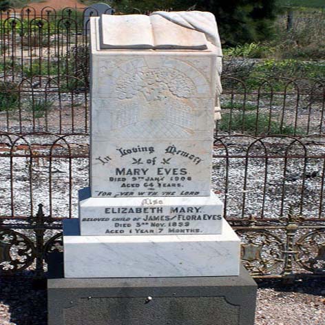 Grave Image 2