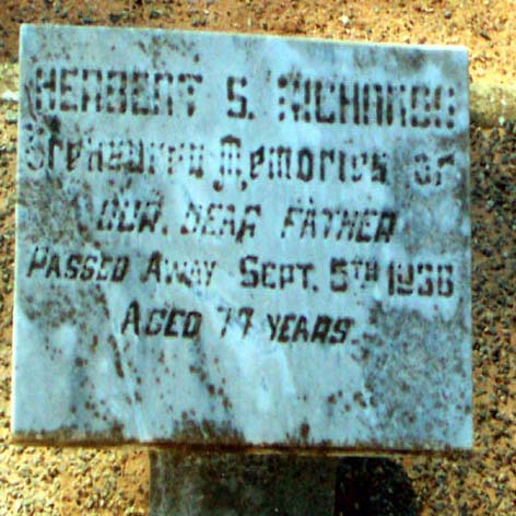 Grave Image 1